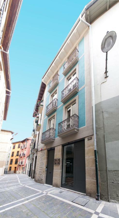 Antique Pamplona Tres Reyes Apartments Exteriör bild
