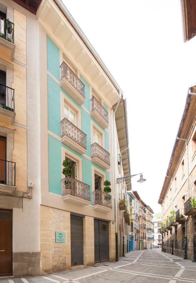 Antique Pamplona Tres Reyes Apartments Exteriör bild